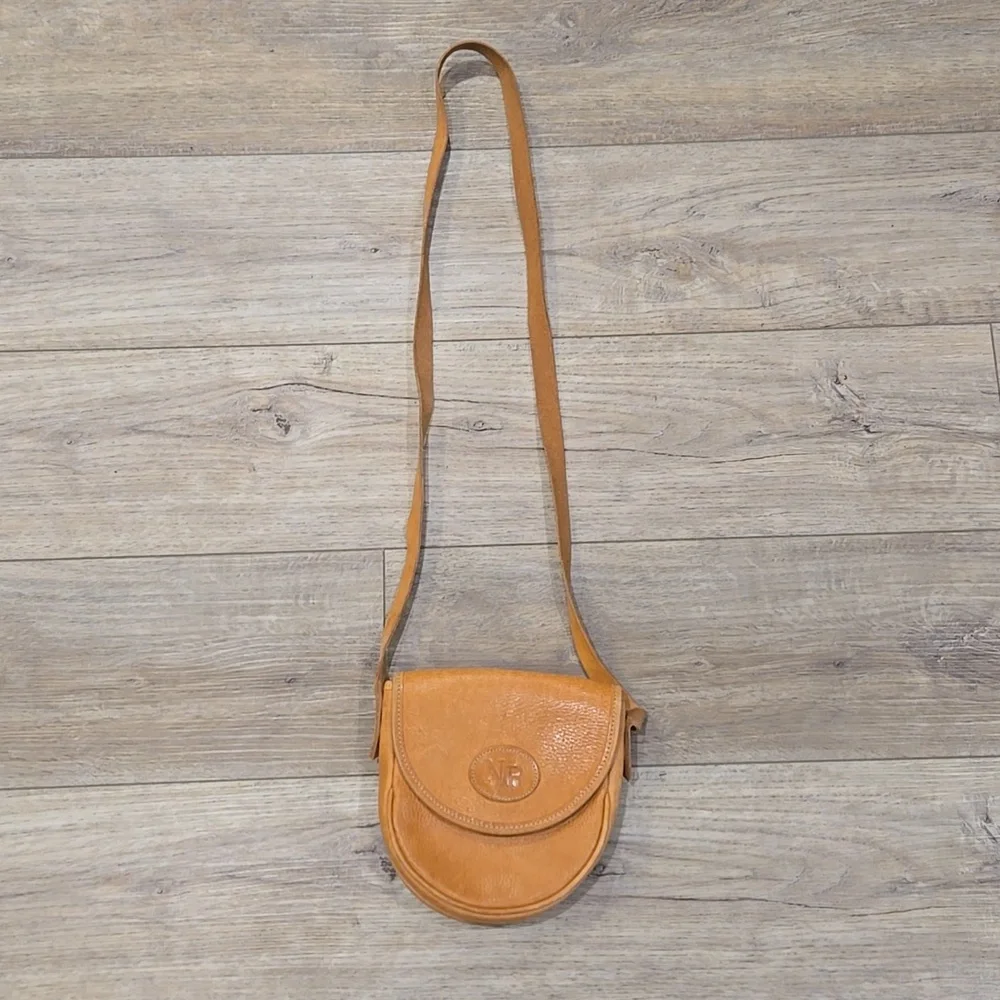 Vintage/Retro 90's Tan Leather Crossbody Northern Reflections Bag - Picture 9 of 10